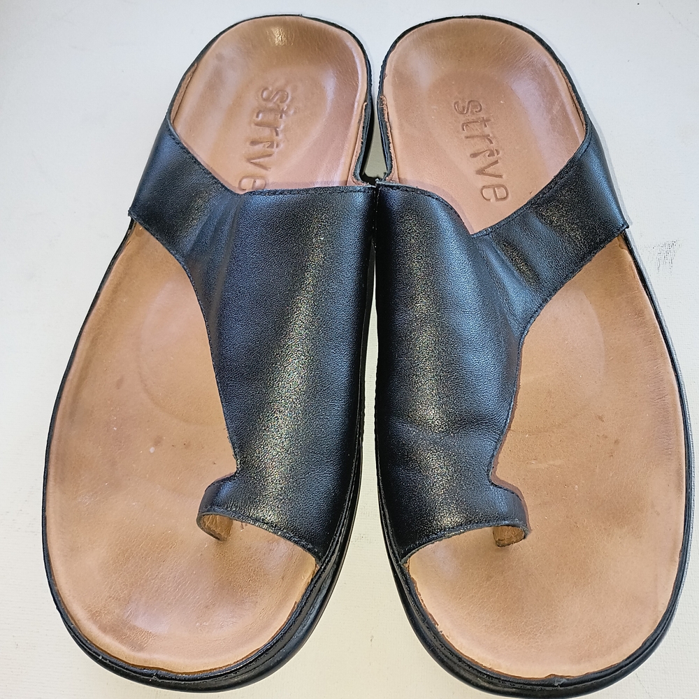 Strive Black Women's Sandals